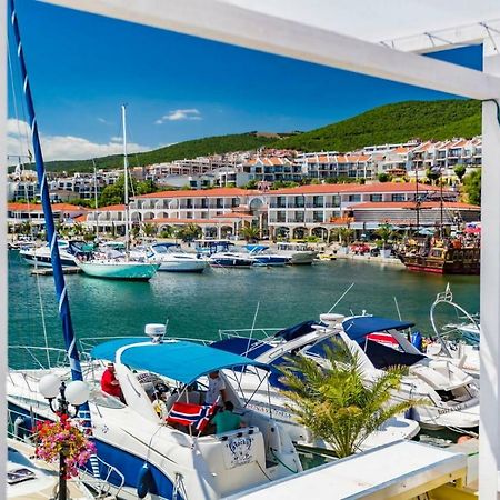 Marina Delfin Apartments - Top Location & Pet Friendly Sveti Vlas Eksteriør bilde