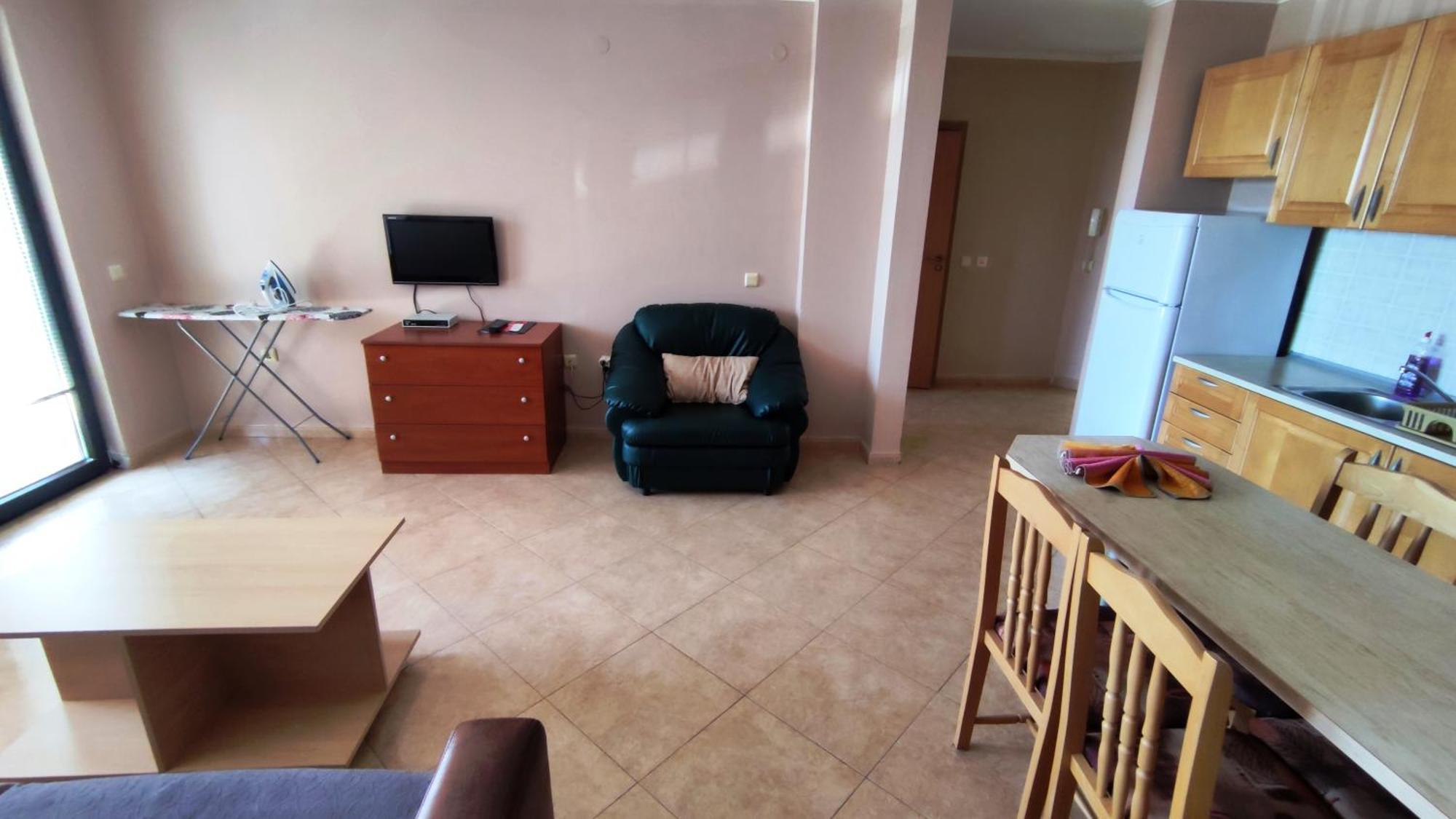 Marina Delfin Apartments - Top Location & Pet Friendly Sveti Vlas Eksteriør bilde