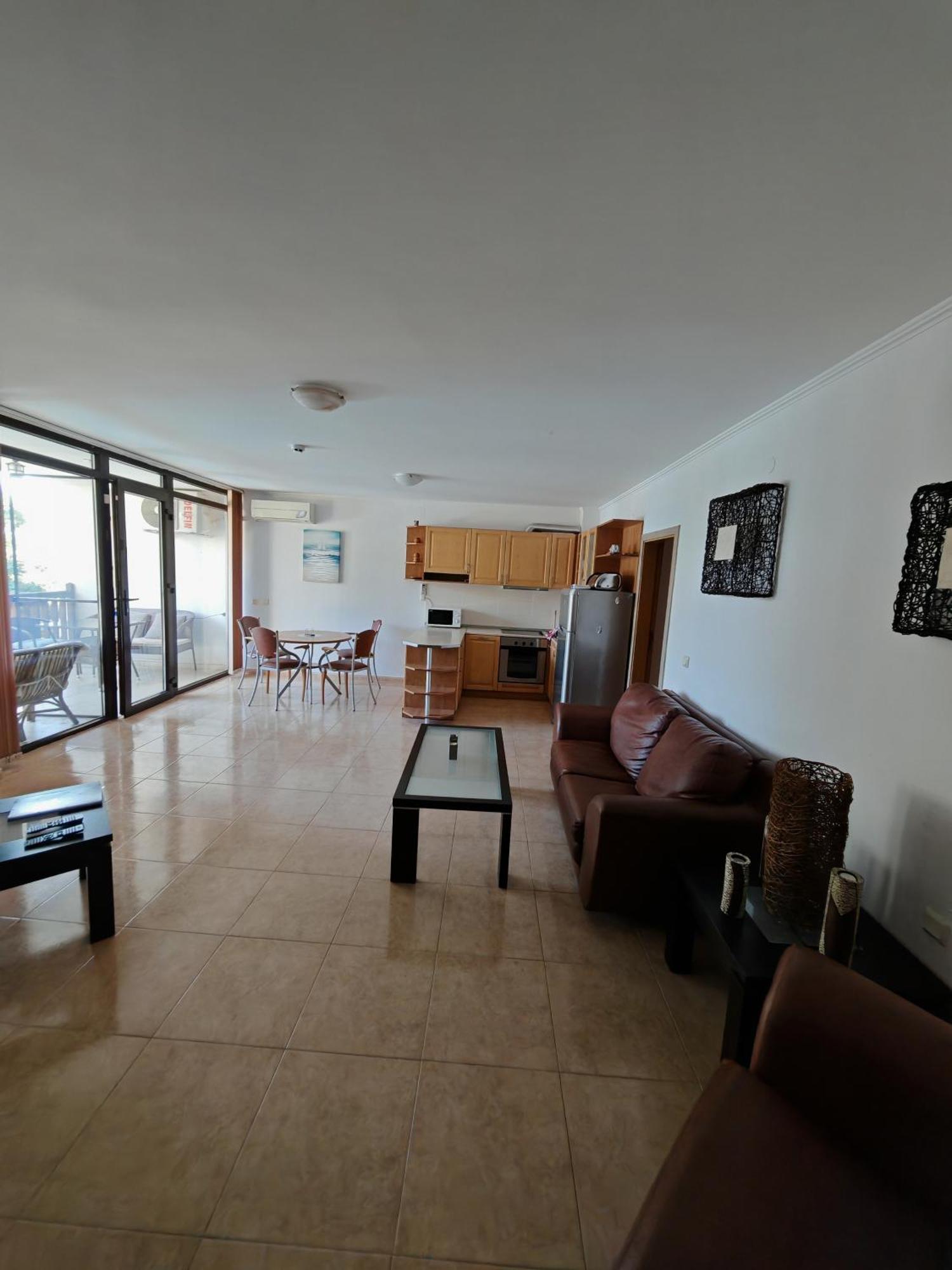 Marina Delfin Apartments - Top Location & Pet Friendly Sveti Vlas Eksteriør bilde