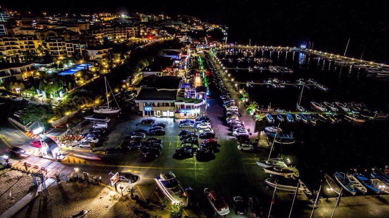 Marina Delfin Apartments - Top Location & Pet Friendly Sveti Vlas Eksteriør bilde